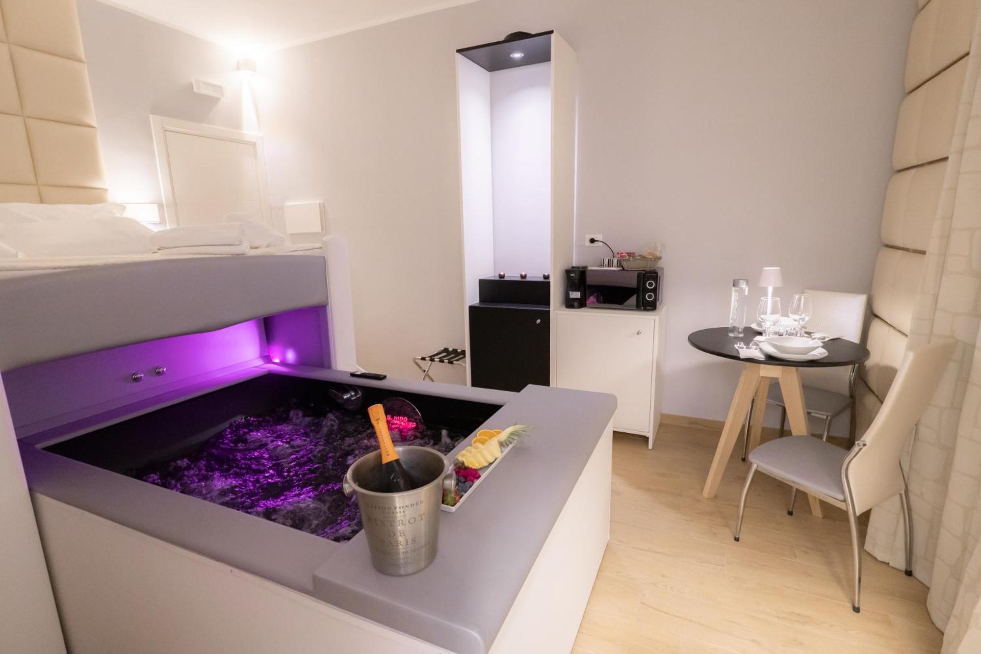 Alma Suites - Il Nido D'Amore Livorno Dış mekan fotoğraf
