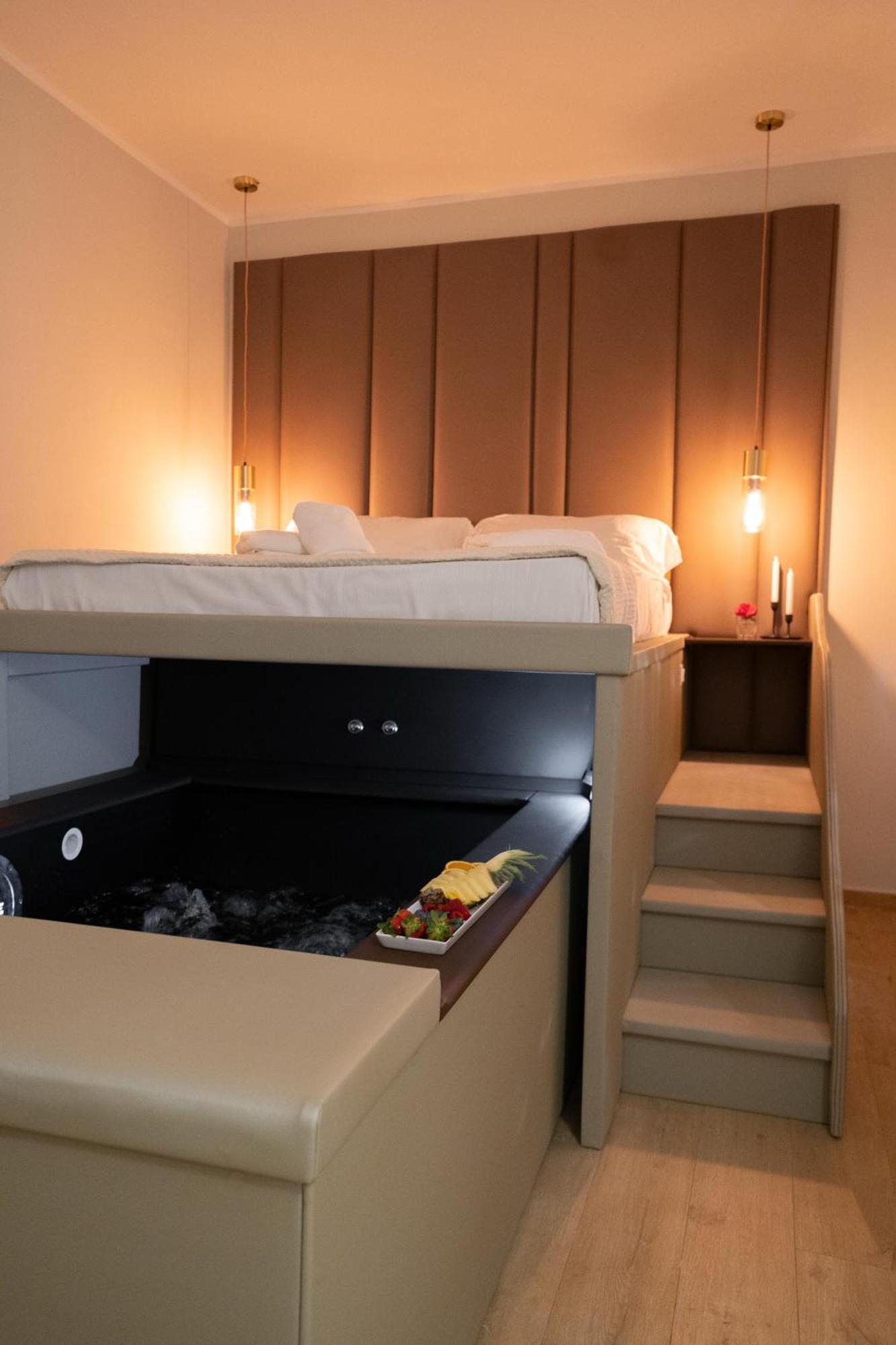 Alma Suites - Il Nido D'Amore Livorno Dış mekan fotoğraf