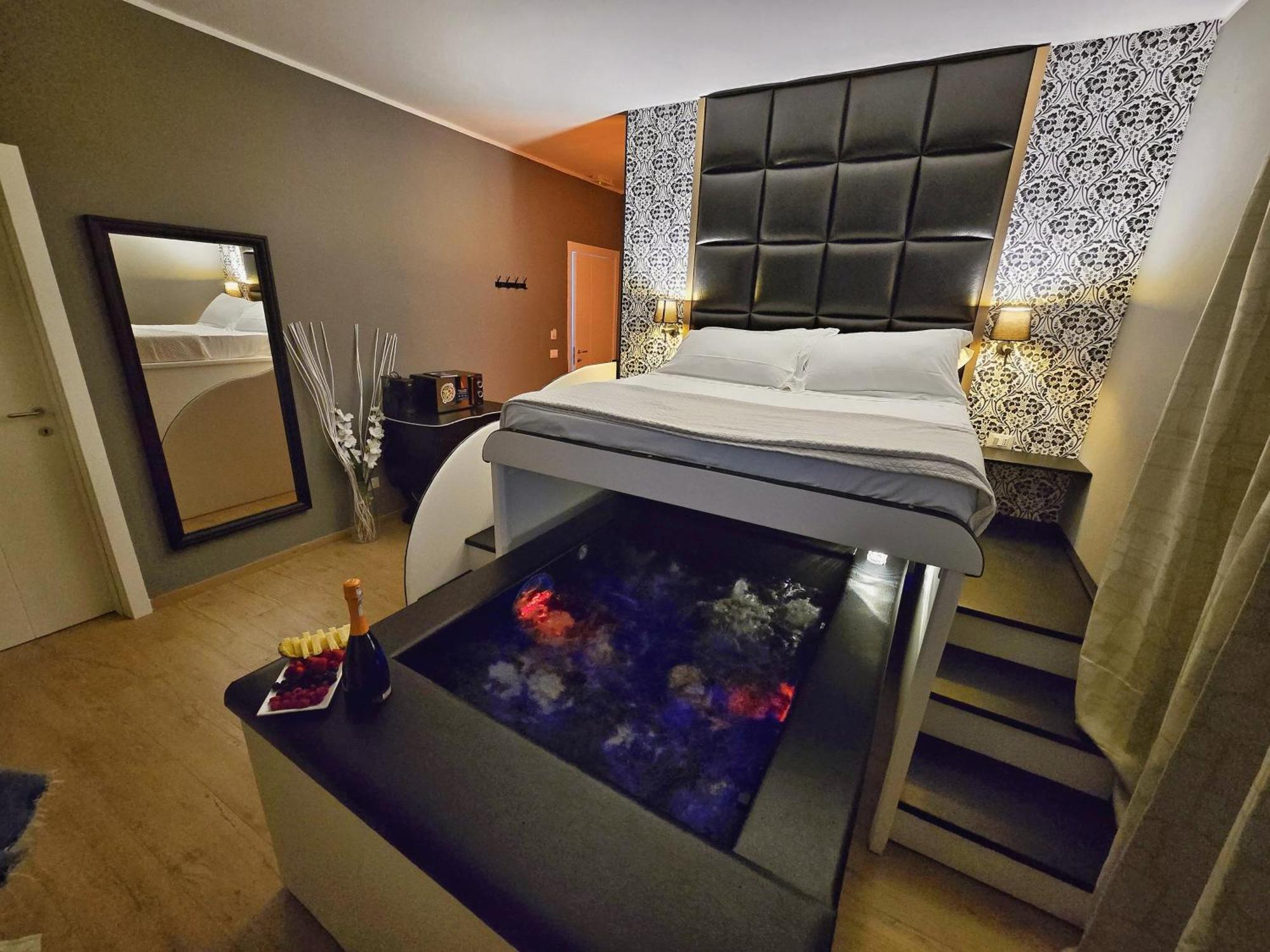 Alma Suites - Il Nido D'Amore Livorno Dış mekan fotoğraf