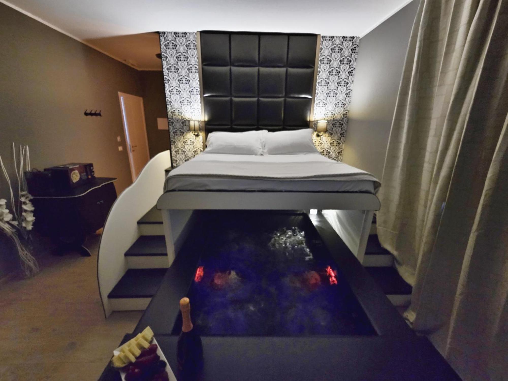 Alma Suites - Il Nido D'Amore Livorno Dış mekan fotoğraf